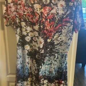 LOGO Floral Abstract Print top med